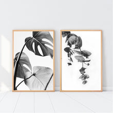 Load image into Gallery viewer, Grey Leaf Set of 2

